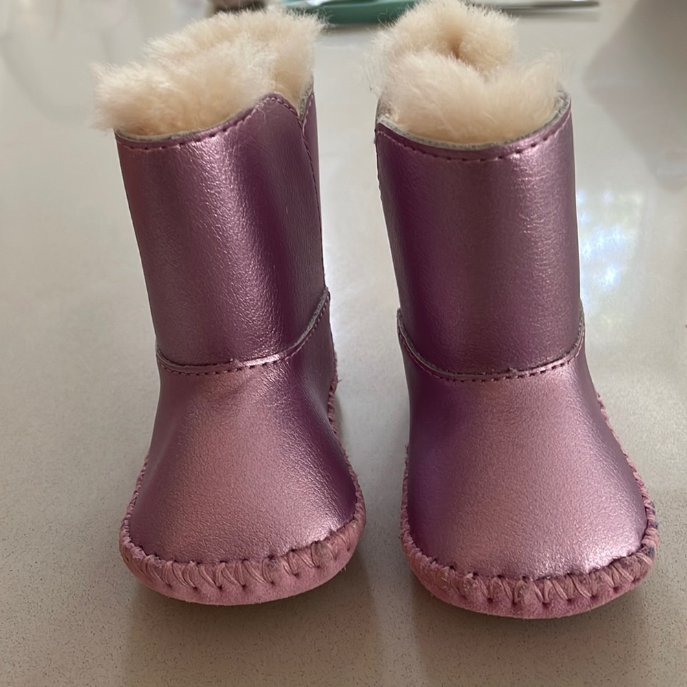 Ugg Metallic Purple Caden Booties Size 0/1